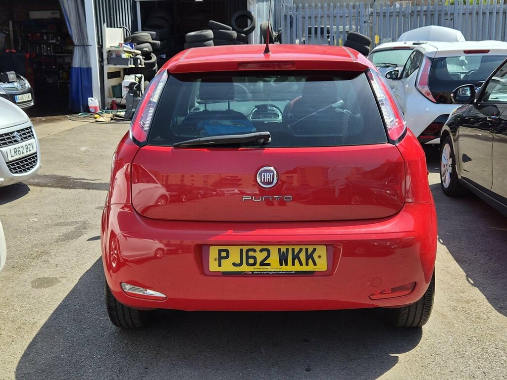 Fiat Punto Hatchback Easy 2013 White #10