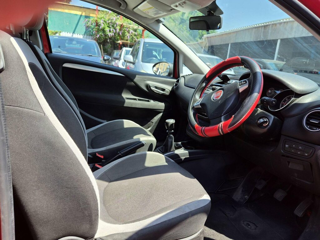 Fiat Punto Hatchback Easy 2013 White #14