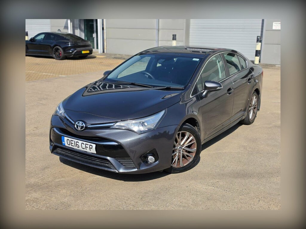 Toyota Avensis Active 1.8M Silver #40