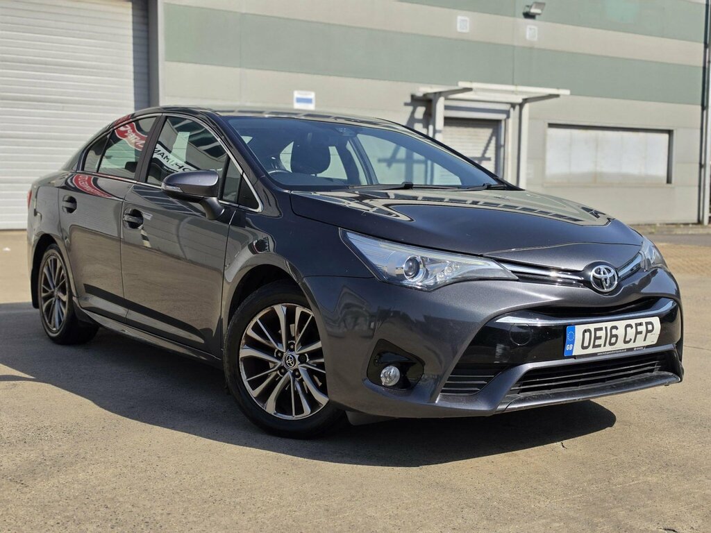 Toyota Avensis Active 1.8M Silver #9