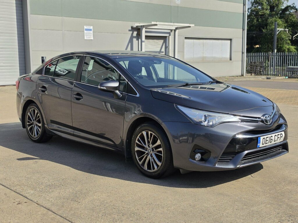 Toyota Avensis Active 1.8M Silver #42