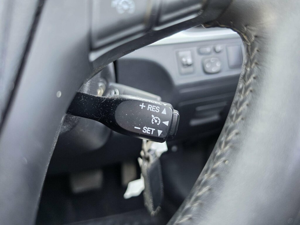 Toyota Avensis Active 1.8M Silver #35