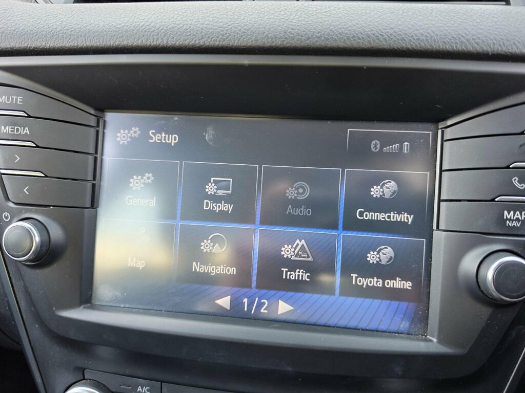 Toyota Avensis Active 1.8M Silver #28