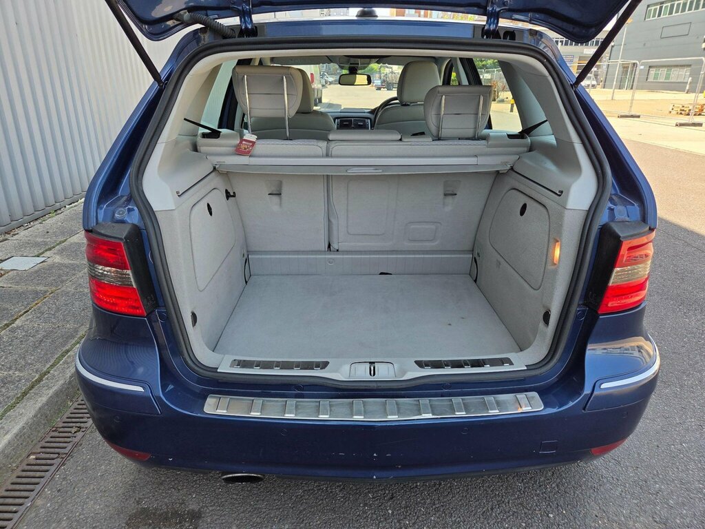 Mercedes-Benz B Class 2.0 B180 Cdi Sport Cvt Silver #40