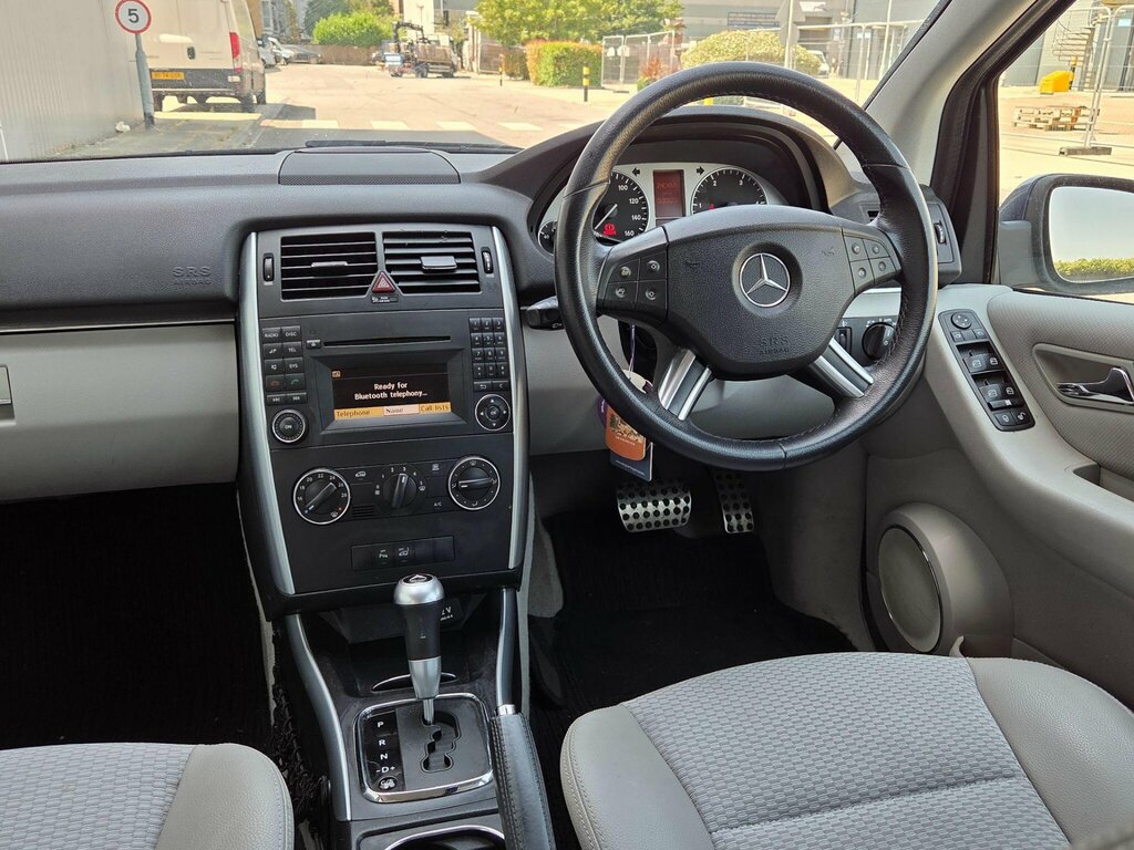 Mercedes-Benz B Class 2.0 B180 Cdi Sport Cvt Silver #29