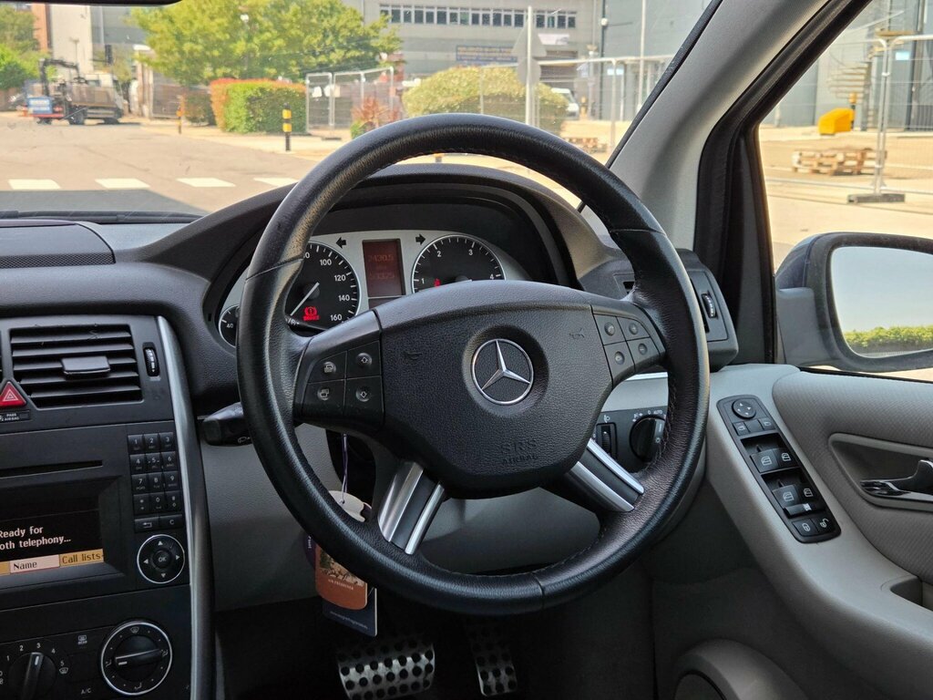 Mercedes-Benz B Class 2.0 B180 Cdi Sport Cvt Silver #28
