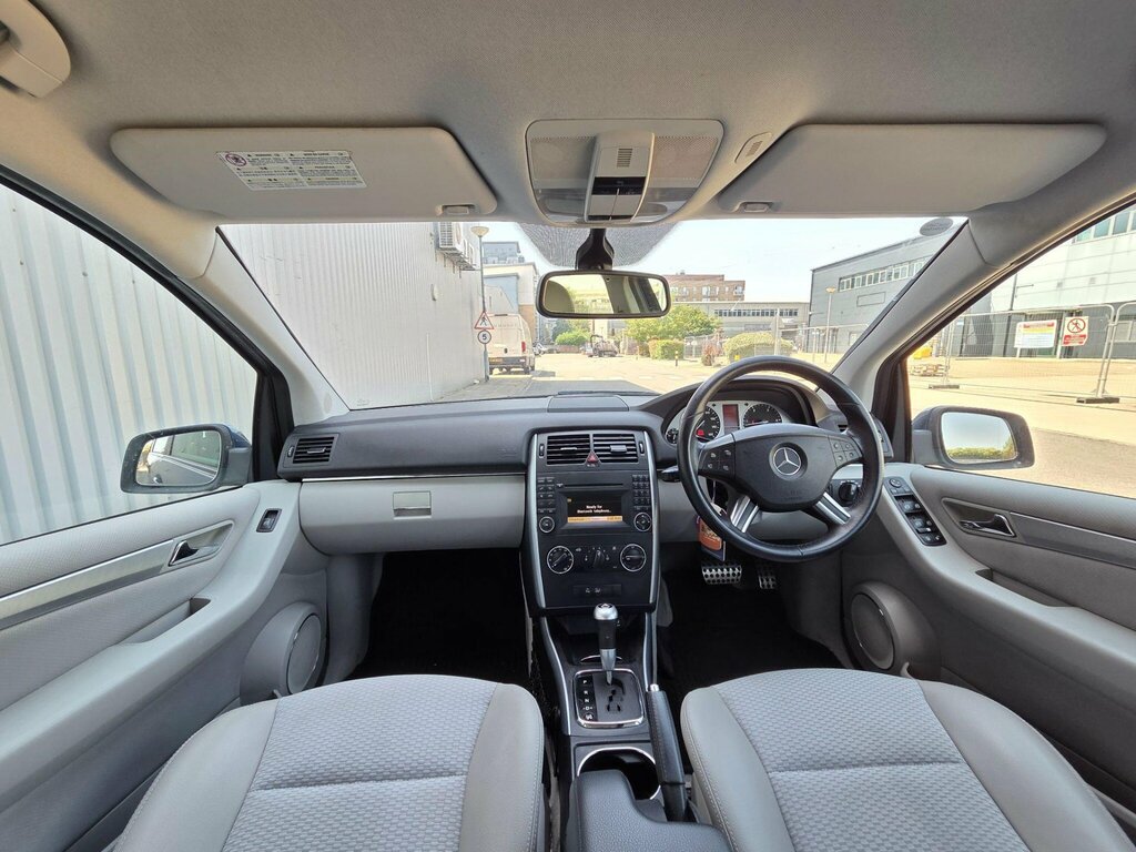 Mercedes-Benz B Class 2.0 B180 Cdi Sport Cvt Blue #4