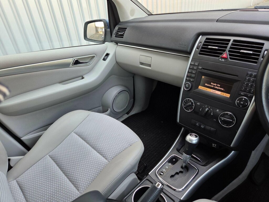 Mercedes-Benz B Class 2.0 B180 Cdi Sport Cvt Silver #37