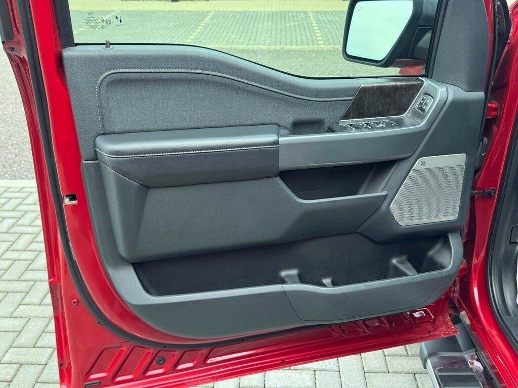 Ford F-150 Pickup Black #10