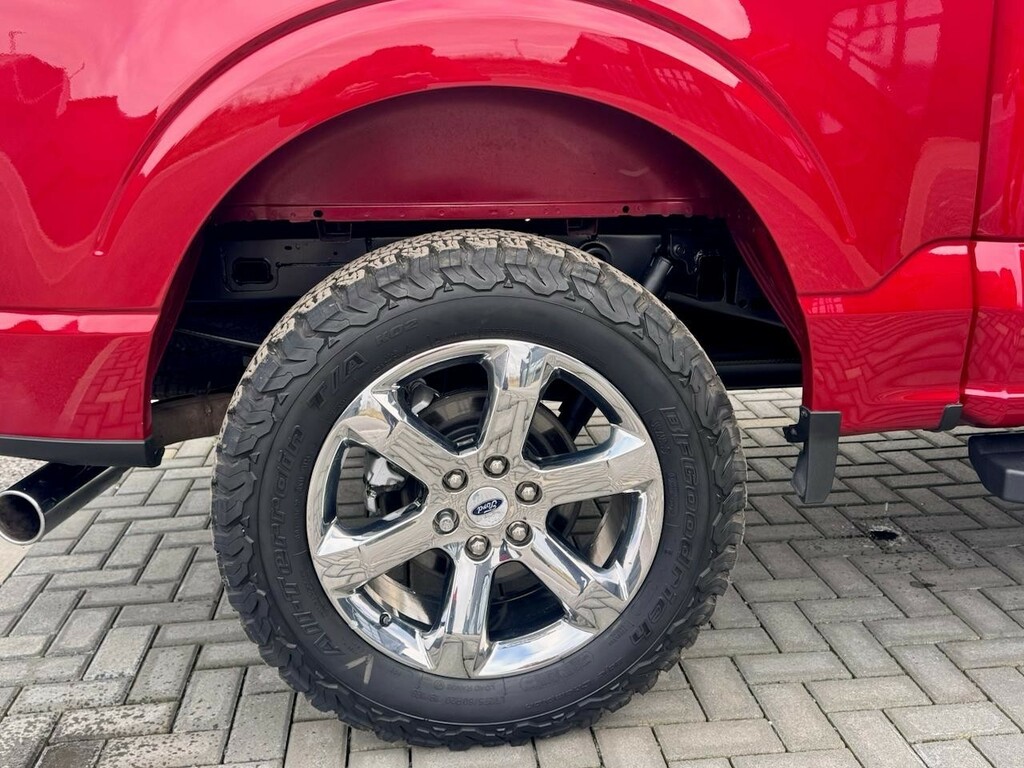 Ford F-150 Pickup Black #16