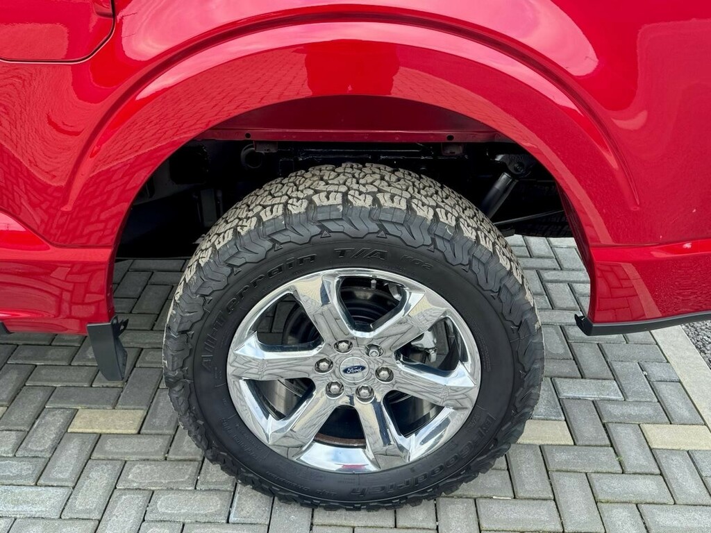 Ford F-150 Pickup Black #12