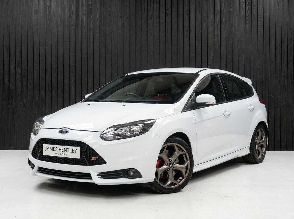 Ford Focus 2.0T Ecoboost St-2 Euro 5 Ss HD62LRL White #3