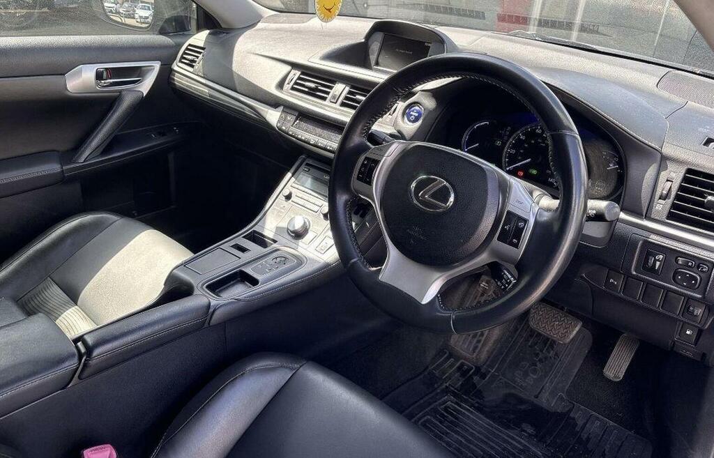 Lexus CT 1.8 200H Advance Cvt Euro 5 Ss Black #2