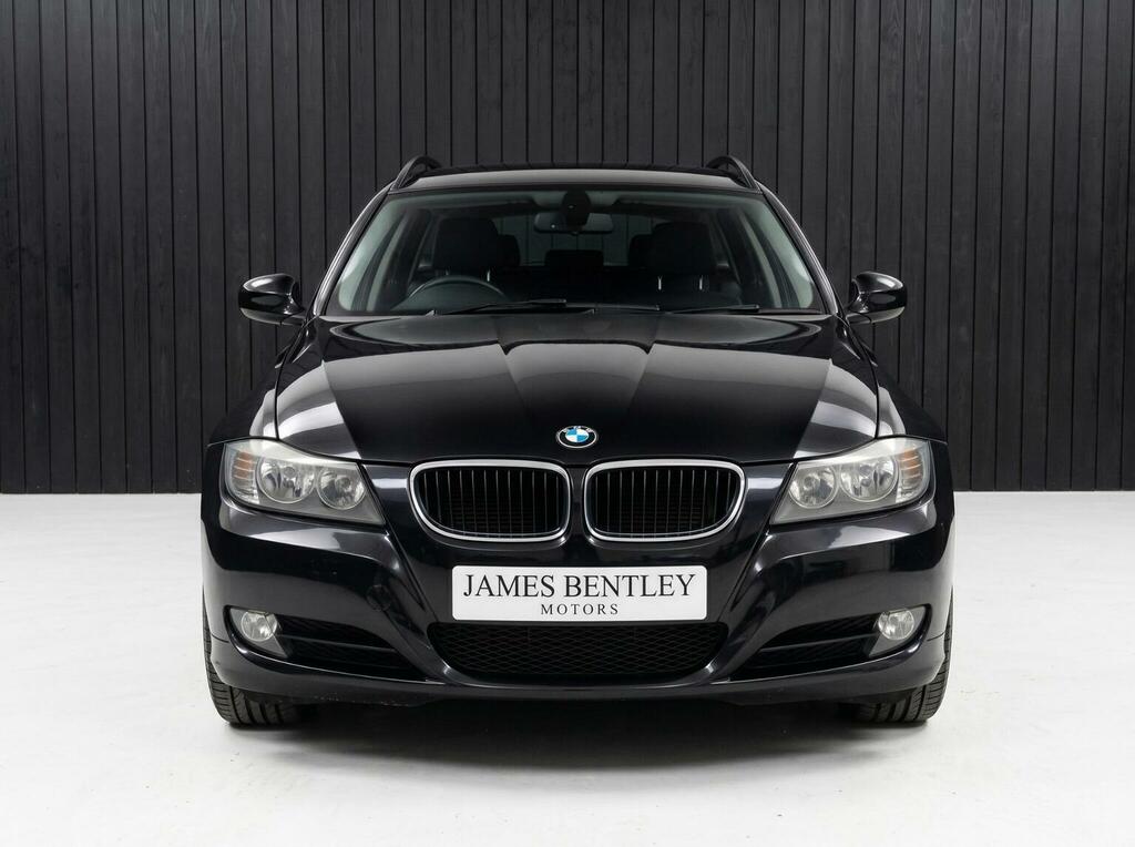BMW 3 Series 2.0 318I Se Touring Euro 5 Ss YB12YMA Black #2