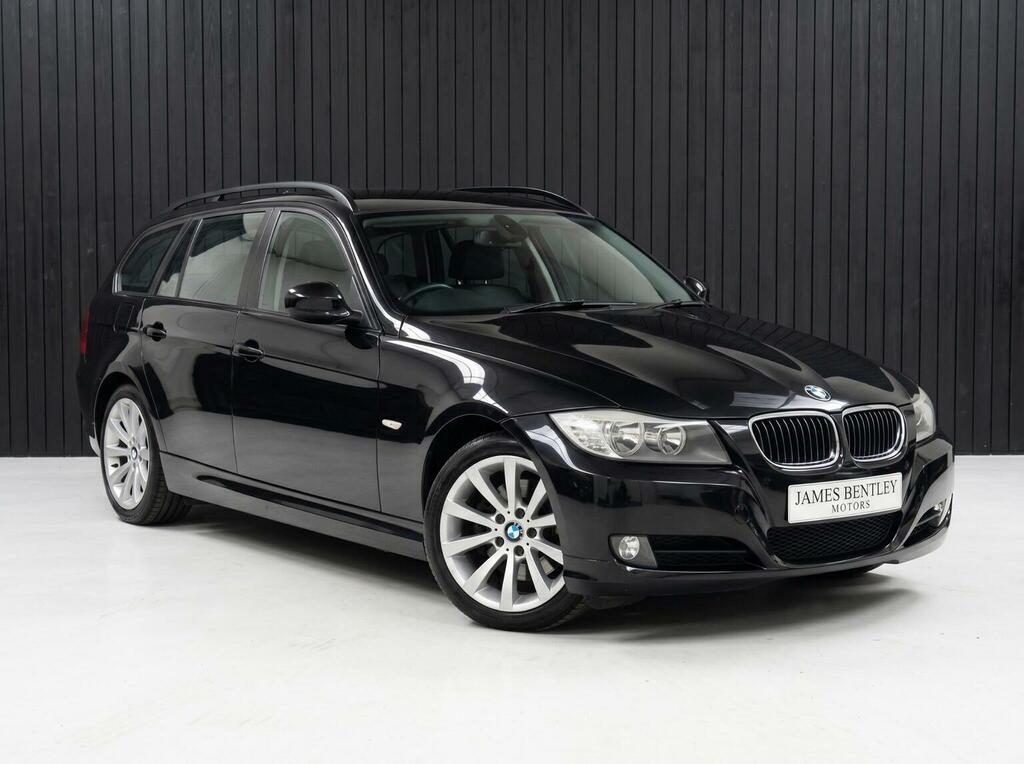 BMW 3 Series 2.0 318I Se Touring Euro 5 Ss Black