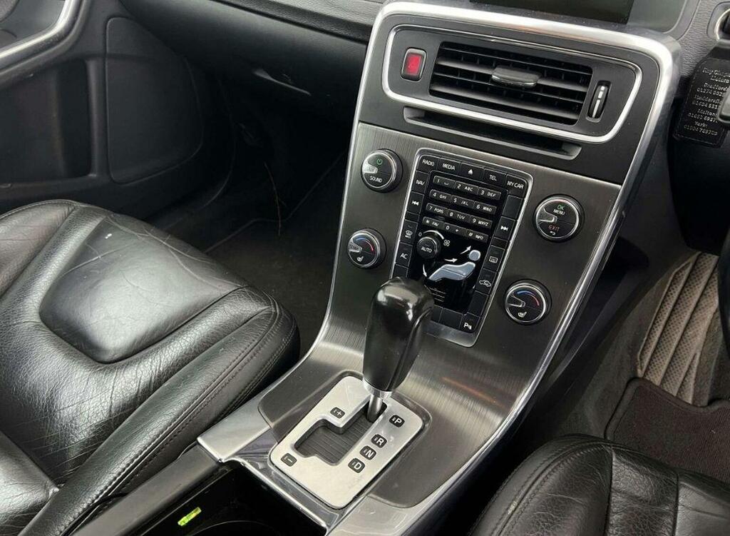 Volvo S60 2.4 D5 Es Geartronic Euro 5  #26