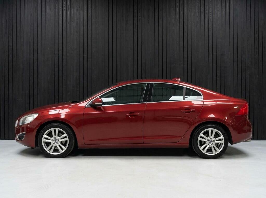 Volvo S60 2.4 D5 Se Lux Geartronic Euro 5 Red #4