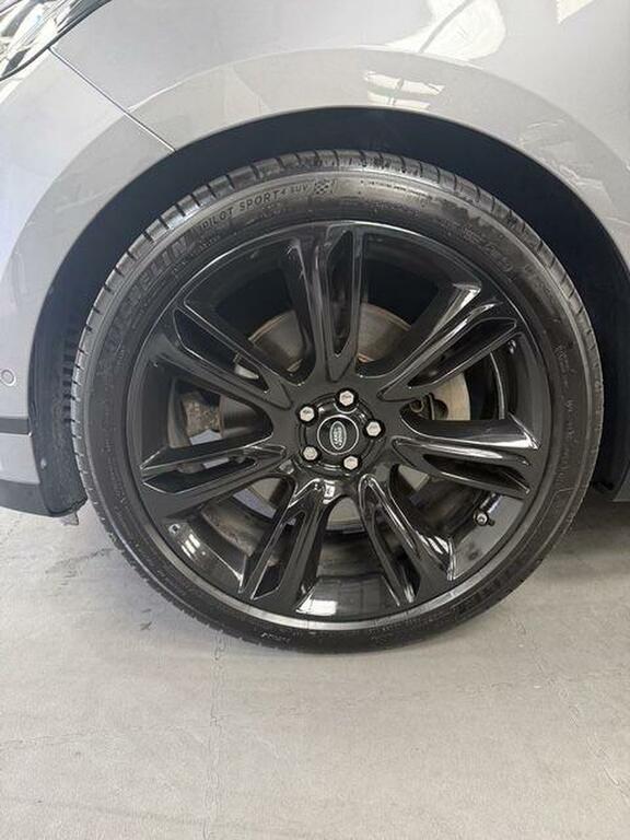 Land Rover Range Rover Velar Edition Black #14