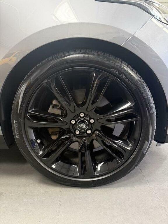 Land Rover Range Rover Velar Edition Black #15