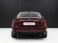 Alfa Romeo Giulia 2.2 Jtdm-2 180 Speciale Performance Pack Black #16
