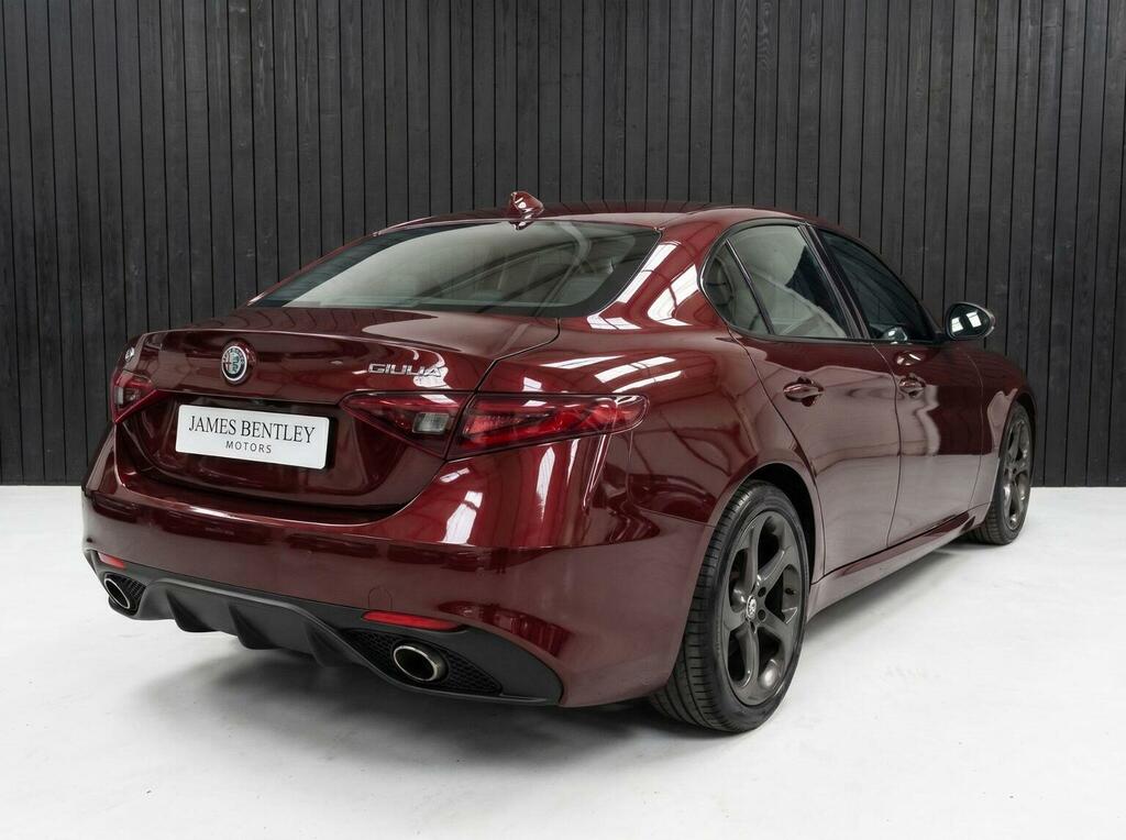 Alfa Romeo Giulia 2.2 Jtdm-2 180 Speciale Performance Pack Black #7