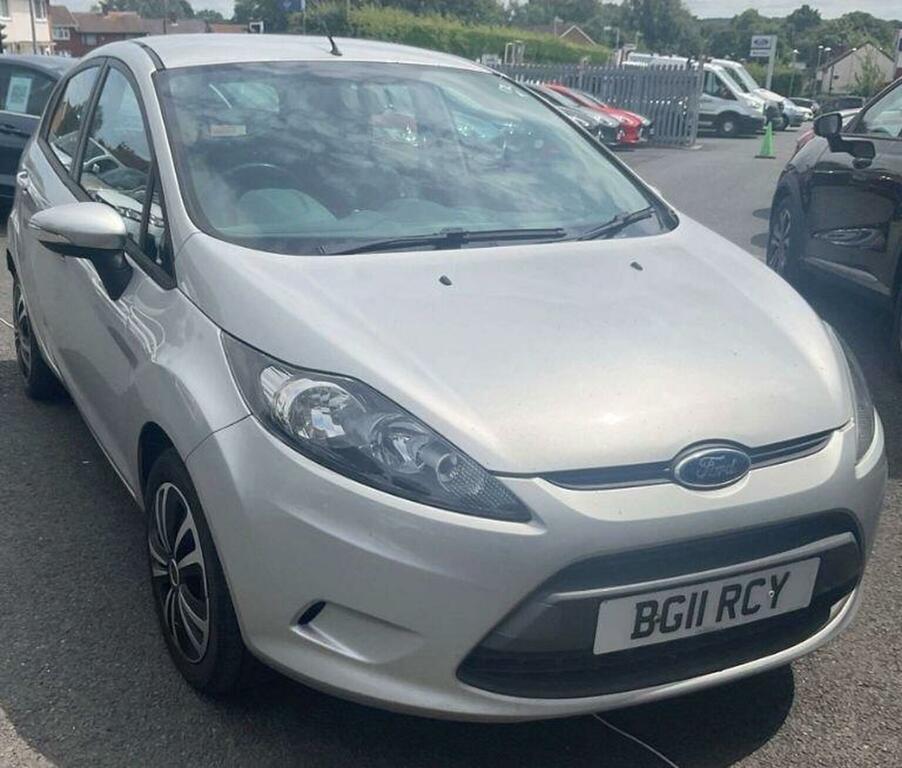 Ford Fiesta 1.4 Tdci Edge Silver