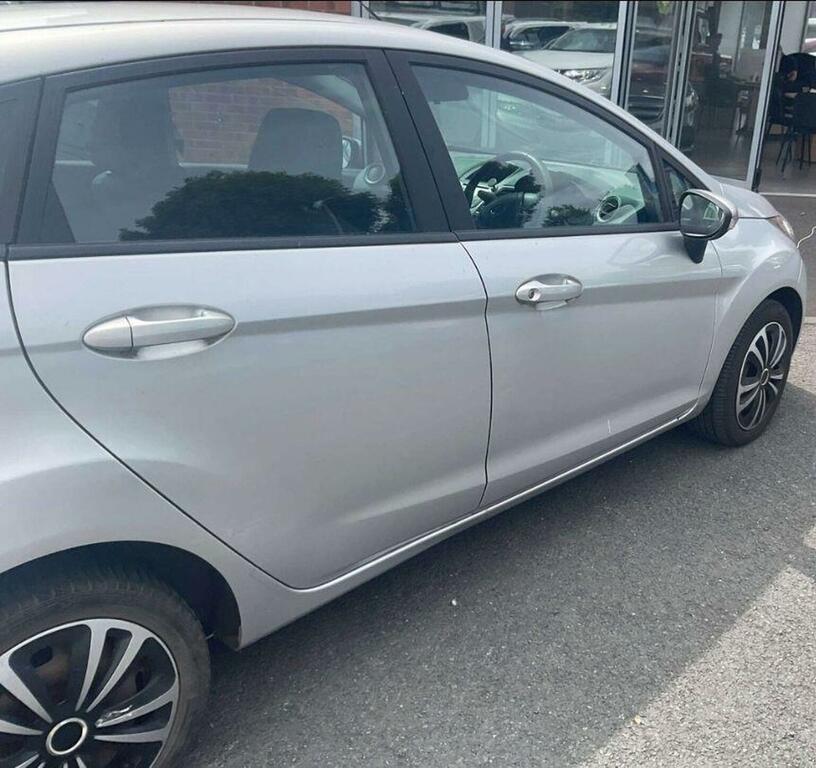 Ford Fiesta 1.4 Tdci Edge Silver #5