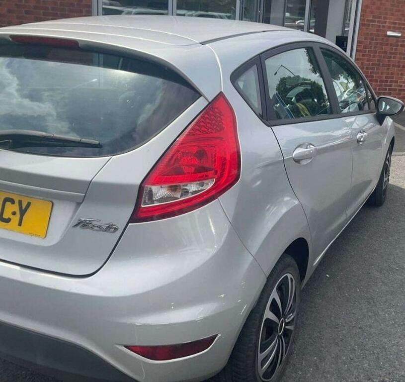 Ford Fiesta 1.4 Zetec White #10