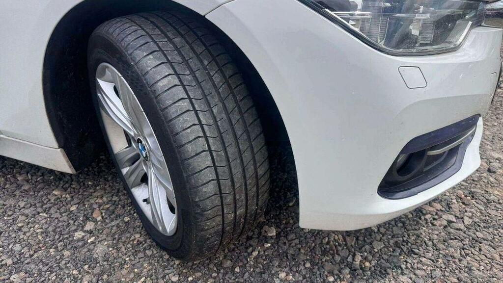 BMW 3 Series 320D Ed Plus Blue #19