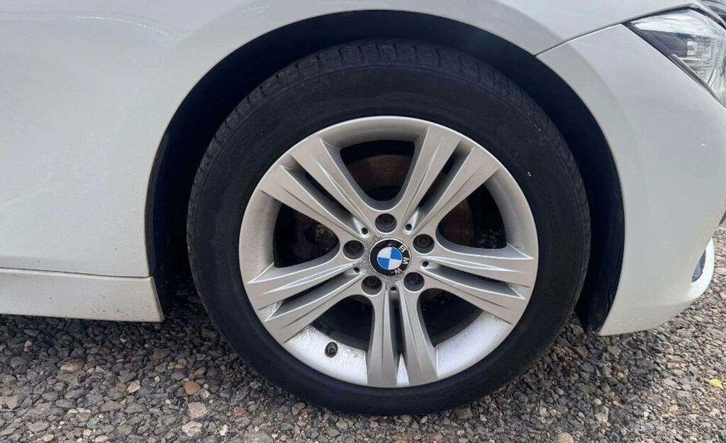 BMW 3 Series 320D Ed Plus Blue #16