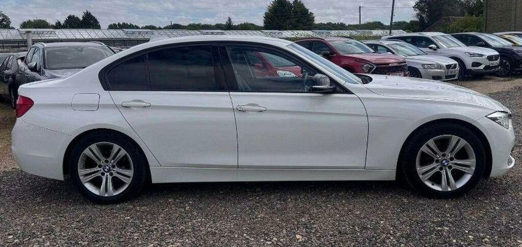BMW 3 Series 320D Ed Plus Blue #10