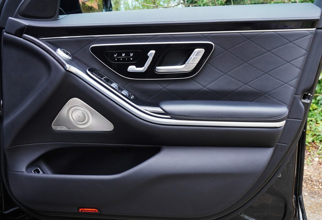 Mercedes-Benz S Class Amg Line Silver #11