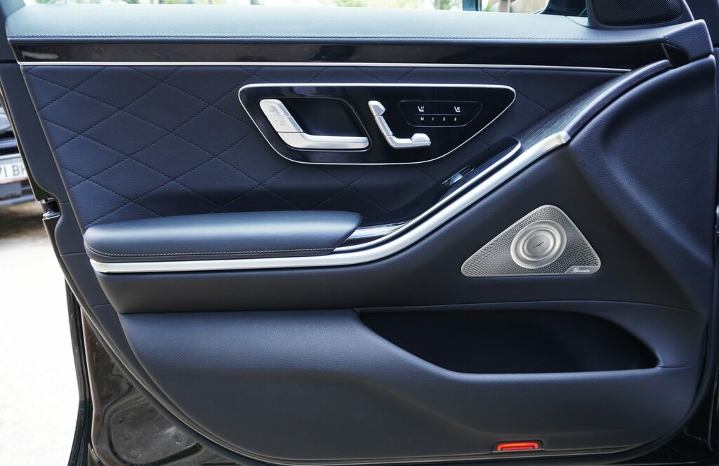 Mercedes-Benz S Class Amg Line Silver #59