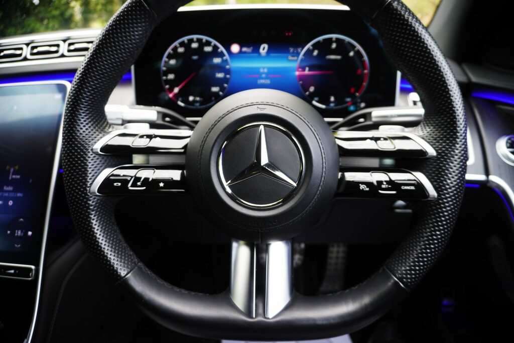 Mercedes-Benz S Class Amg Line Silver #39