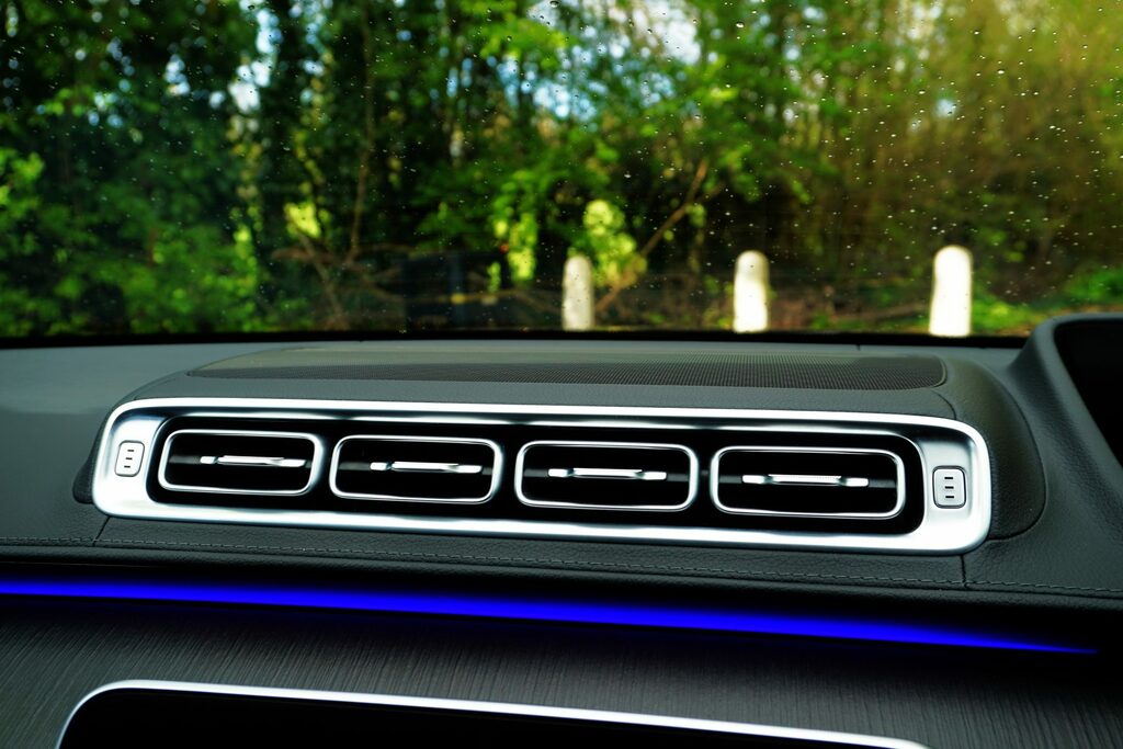 Mercedes-Benz S Class Amg Line Silver #25
