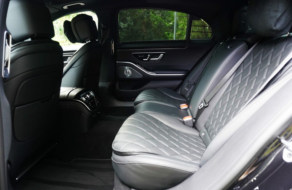 Mercedes-Benz S Class Amg Line Silver #67