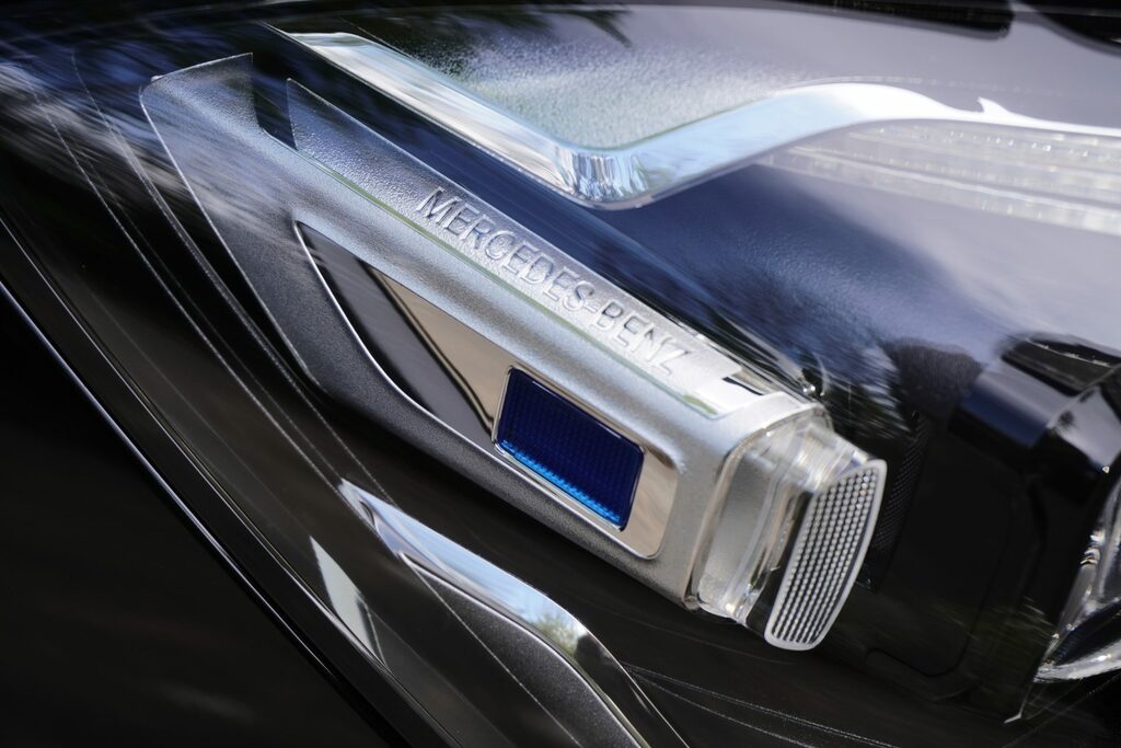 Mercedes-Benz S Class Amg Line Silver #81
