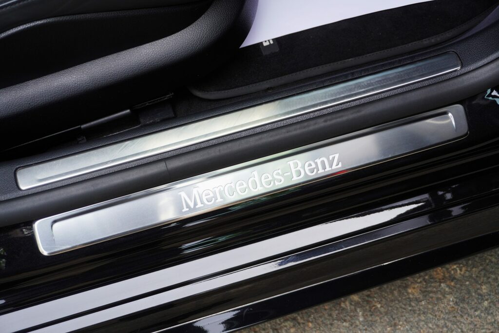 Mercedes-Benz S Class Amg Line Silver #16