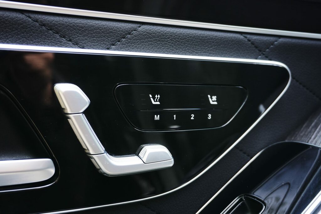 Mercedes-Benz S Class Amg Line Silver #60