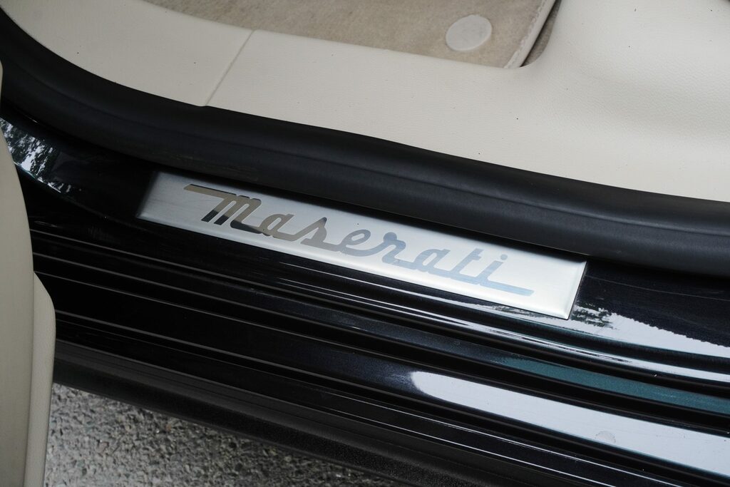 Maserati Quattroporte 3.0 Dv6 Blue #69