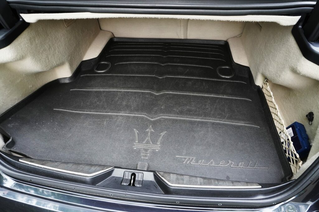 Maserati Quattroporte 3.0 Dv6 Blue #80