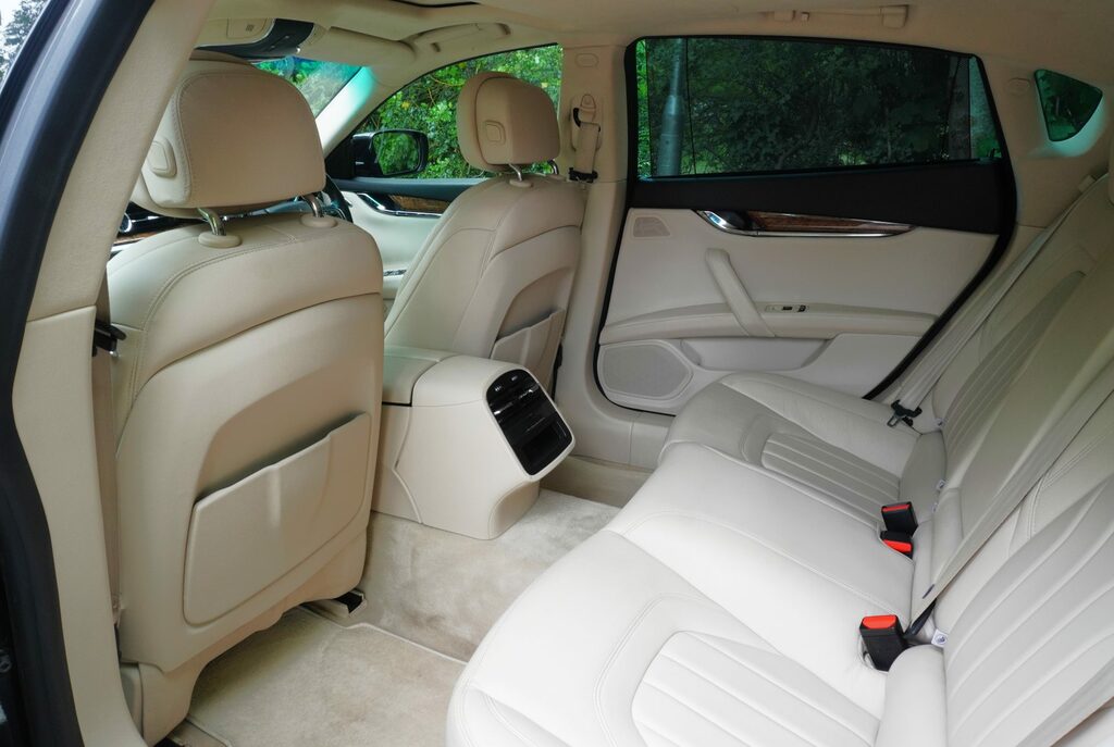 Maserati Quattroporte 3.0 Dv6 Blue #64