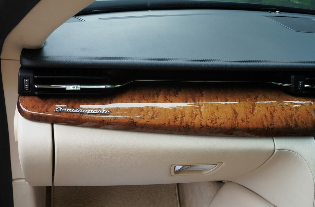 Maserati Quattroporte 3.0 Dv6 Blue #58