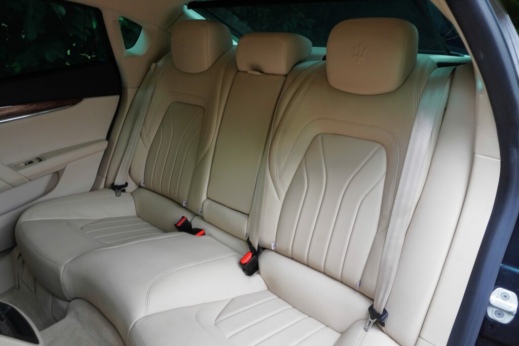 Maserati Quattroporte 3.0 Dv6 Blue #71
