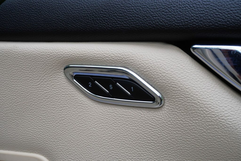 Maserati Quattroporte 3.0 Dv6 Blue #17