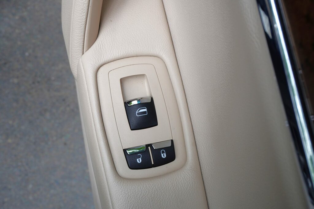 Maserati Quattroporte 3.0 Dv6 Blue #48