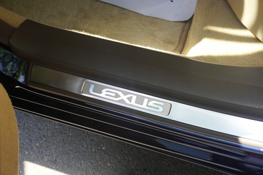 Lexus LS 4.3 430 Silver #71