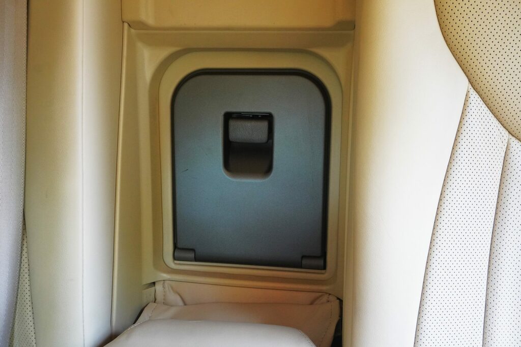 Lexus LS 4.3 430 Silver #77
