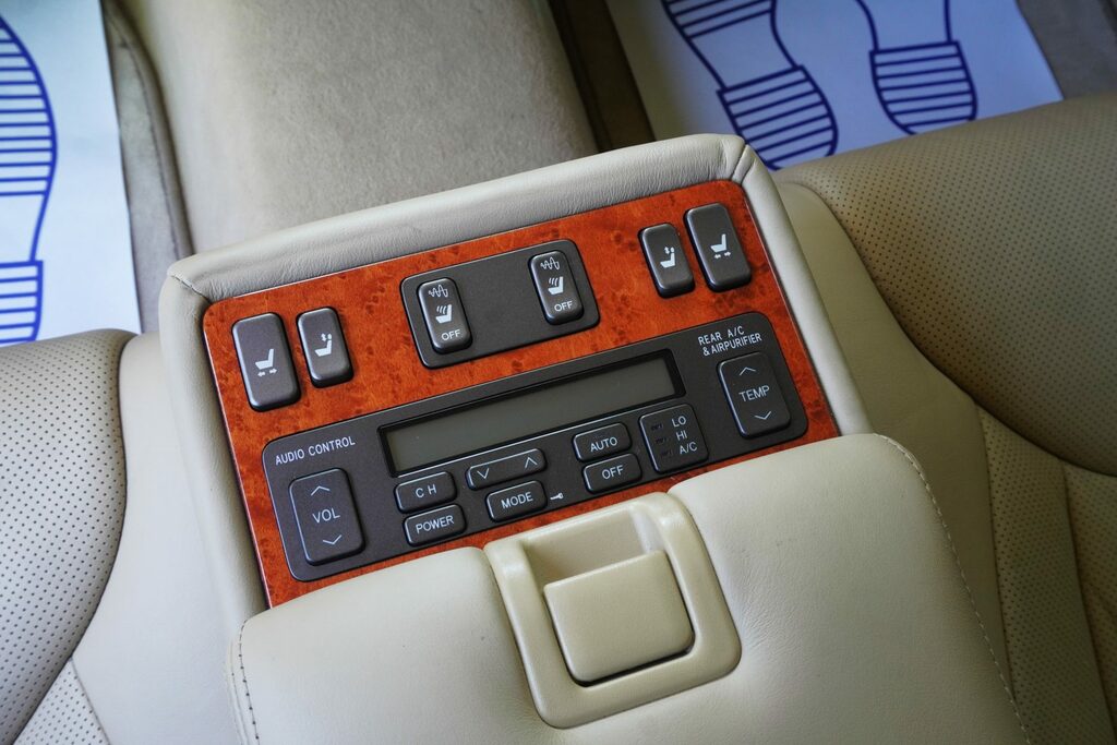 Lexus LS 4.3 430 Silver #76