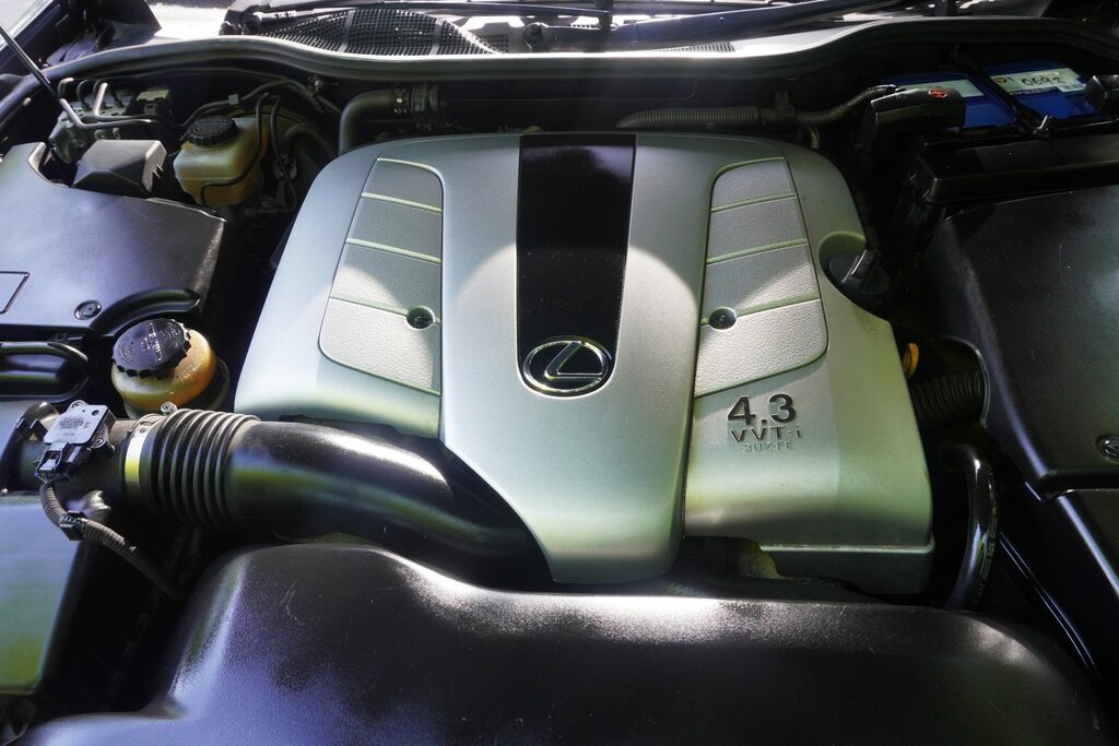 Lexus LS 4.3 430 Silver #87
